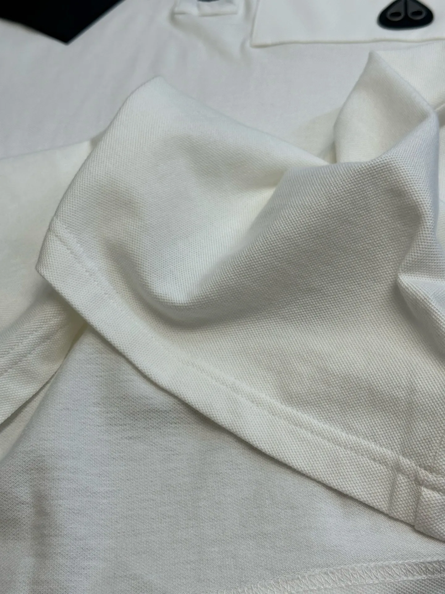 moos k ， ， ， ， 、 。 ， Breathable ， ； 、 ， ， 。 ， Wear-Resistant 。 : Wear-Resistant ， ， ， 。 ， ， ， ； ， ， 。 ， ； ， ， ， ， ， ， D ， ， ， ， 。 size：s m l xl